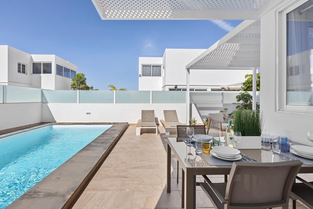 Villa Atlantica - Heated Pool In Playa Blanca Buitenkant foto