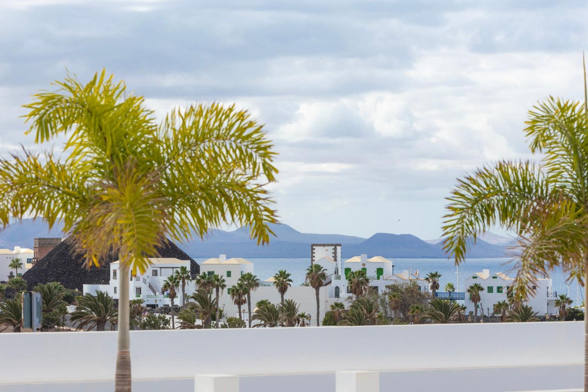 Villa Atlantica - Heated Pool In Playa Blanca Buitenkant foto