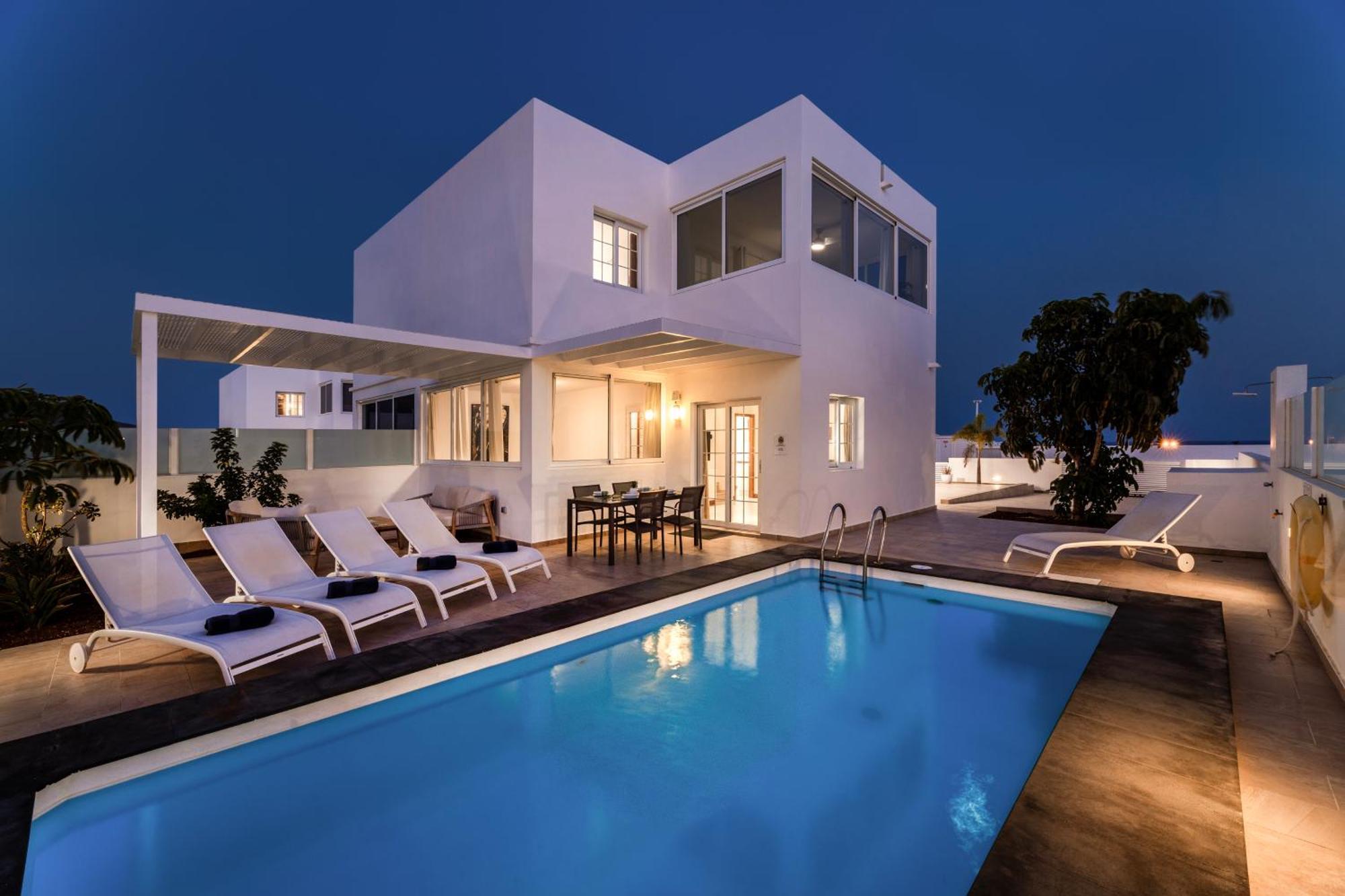 Villa Atlantica - Heated Pool In Playa Blanca Buitenkant foto