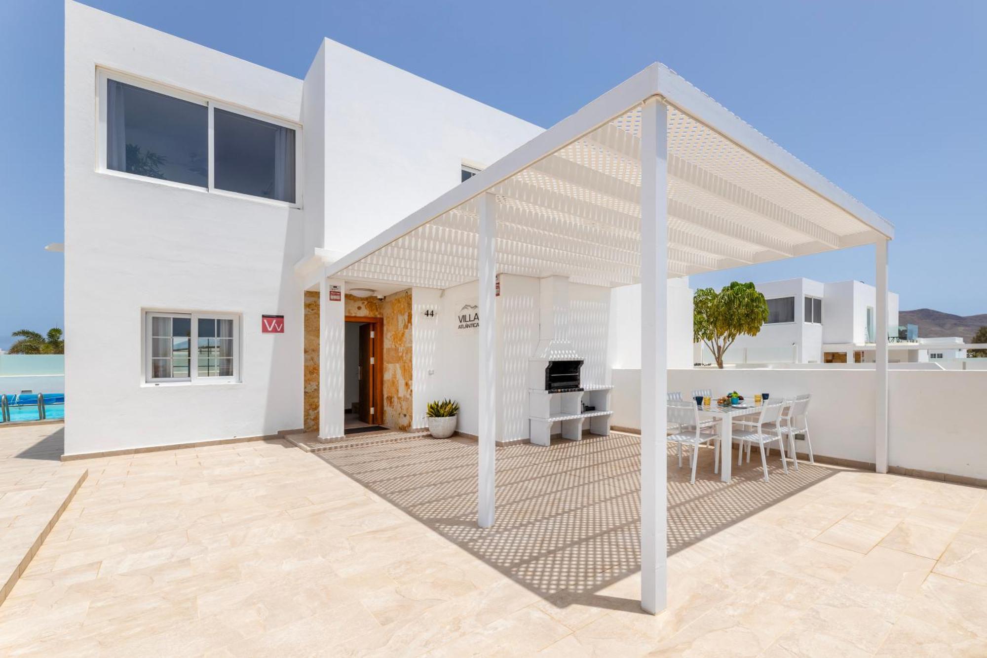 Villa Atlantica - Heated Pool In Playa Blanca Buitenkant foto