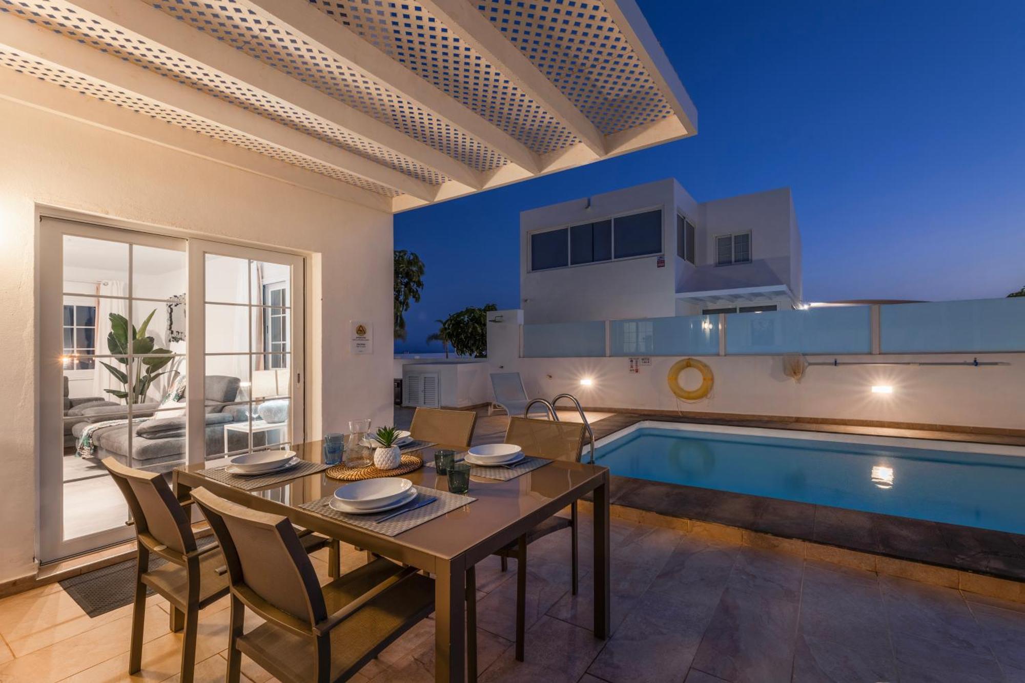 Villa Atlantica - Heated Pool In Playa Blanca Buitenkant foto