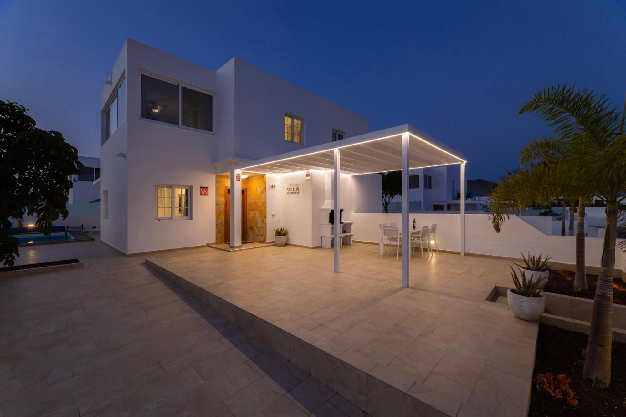 Villa Atlantica - Heated Pool In Playa Blanca Buitenkant foto